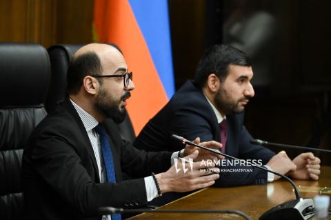 Парламентские брифинги после очередных заседаний НС