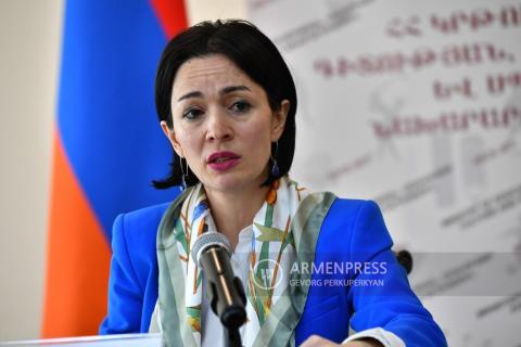 ԿԳՄՍ նախարարը Մերձավանի և Մխչյանի դպրոցներում տեղի ունեցած միջադեպերի կապակցությամբ հանդիպել է աշխատակազմերին