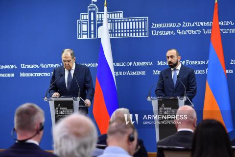 Lavrov: “Rusia está dispuesta a apoyar la defensa, soberanía e integridad territorial de Armenia”