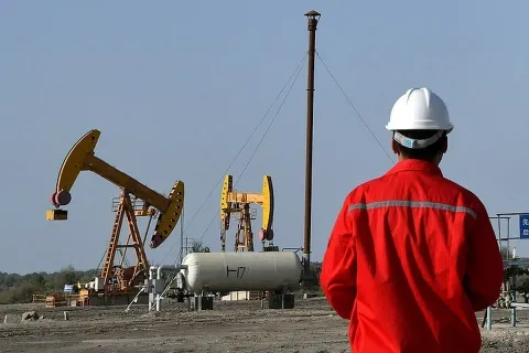 Саудовская Аравия в марте сократила экспорт нефти на 12,1%