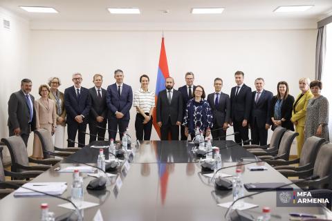Ermenistan Dışişleri Bakanı, Kuzey Avrupa ve Baltık ülkelerinin dışişleri bakanlıklarının siyasi direktörlerini kabul etti